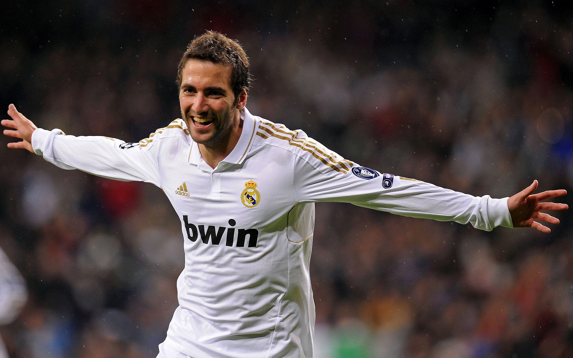 中超联赛国家队夺冠 球迷纷纷点赞，2021中超夺冠规则